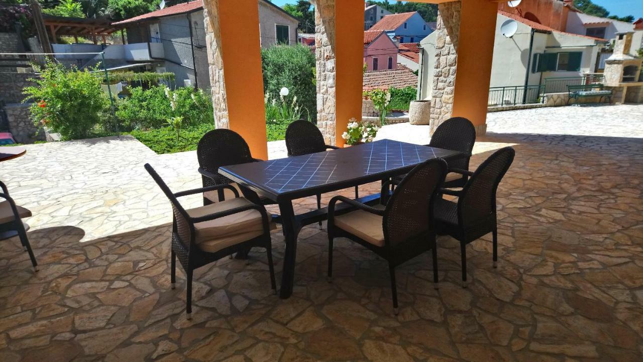 Apartmani Antonio Veli Losinj Bagian luar foto